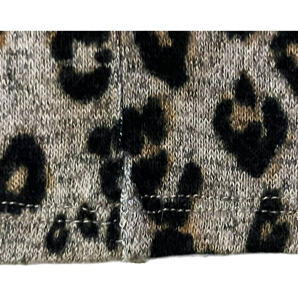 Maurices 24/7 Womens XL Animal Print Batwing Blouse Brown Black Used - Picture 13 of 16